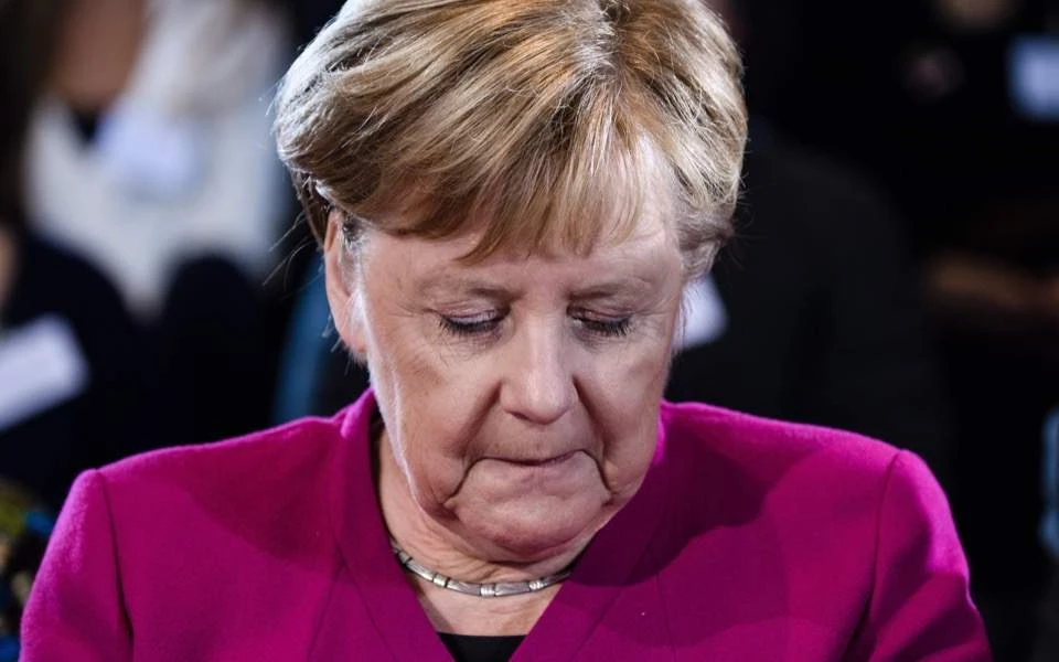 Stratfor: Τι σημαίνει για την ΕΕ η αρχή του τέλους της Μέρκελ